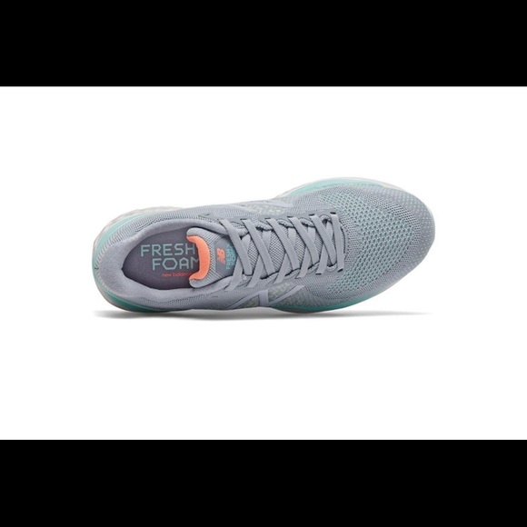 New Balance Running Shoes - Picture 14 of 14